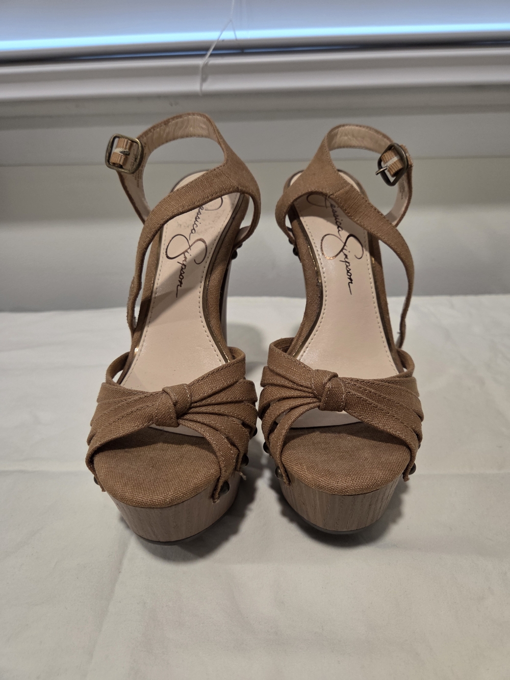 Jessica Simpson Tan Platform Heels • Size 6